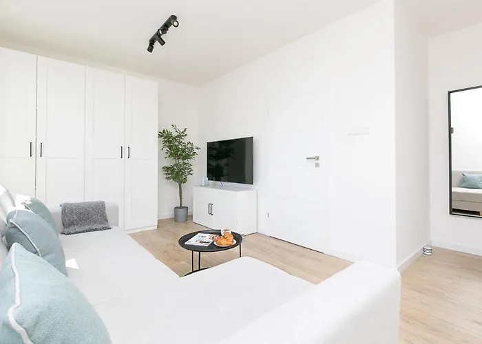 White Zajezdnia Wrzeszcz Apartament Gdańsk